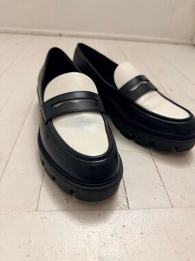 Nine West Black & White Leather Penny Loafers